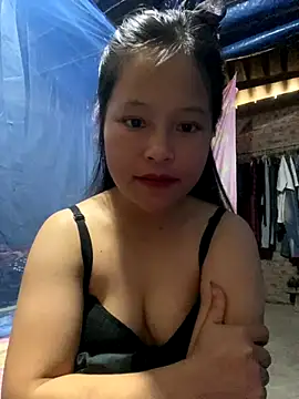 Snapshot of O_o_UwU_o_O chatting on October 2025 02:01:02 AM O o UwU o O online show from October 2025 02:01:02 AM