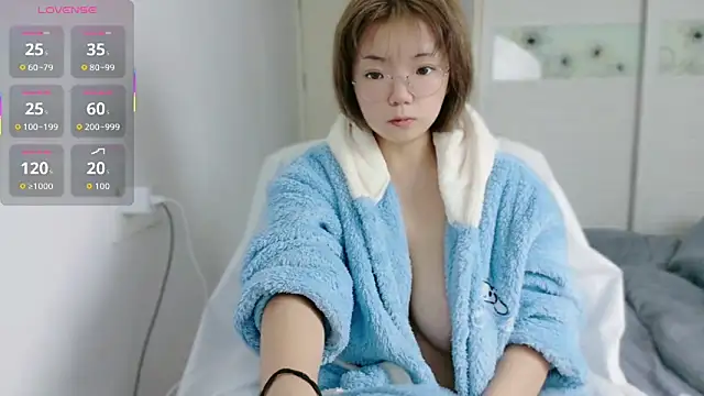 E-cup2 online show from November 2025 11:52:02 AM