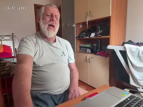 Pigna16PSRN online show from February 2026 03:05:02 PM