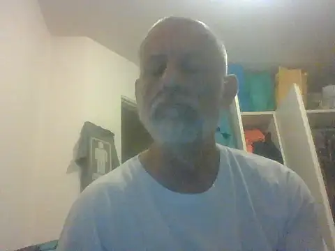 Snapshot of Pigna16PSRN chatting on July 2026 08:05:01 PM Pigna16PSRN online show from July 2026 08:05:01 PM