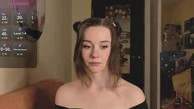 SkyHelen online show from April 2026 04:01:01 PM