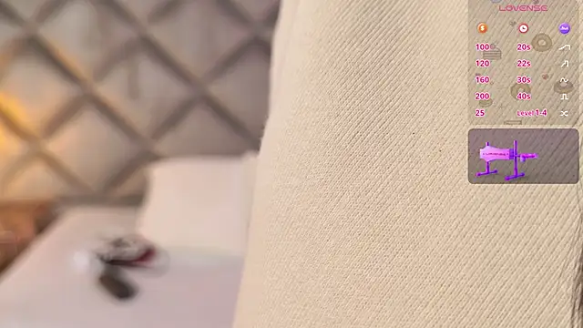 Snapshot of amy_greene chatting on October 2025 11:39:01 AM amy greene online show from October 2025 11:39:01 AM