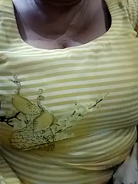 Snapshot of Rakhi_sawant143 chatting on October 2025 04:28:01 PM Rakhi sawant143 online show from October 2025 04:28:01 PM