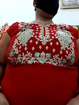 Snapshot of Rakhi_sawant143 chatting on October 2025 02:50:02 AM Rakhi sawant143 online show from October 2025 02:50:02 AM