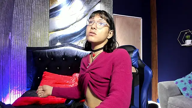 christina vamp1 online show from October 2025 02:29:02 PM