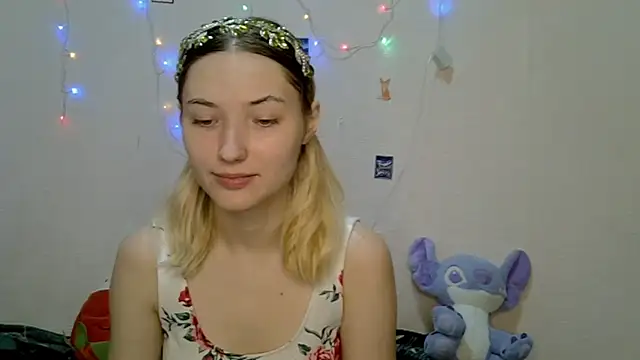  kikiclark   online show from September 2025 06:29:01 PM