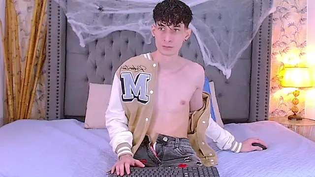 Luke Carter online show from October 2025 01:09:02 PM