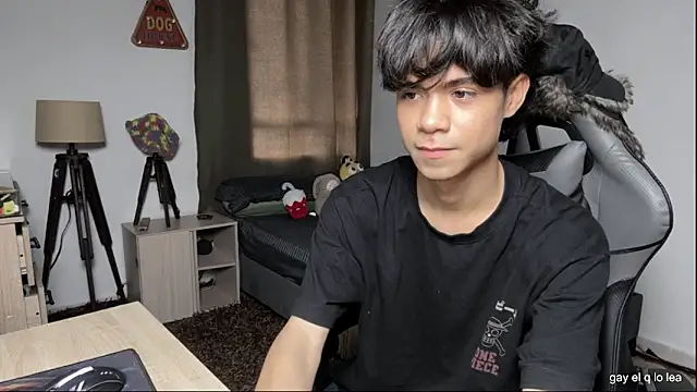 OopsAgain  online show from February 2026 10:19:01 PM