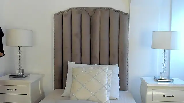 NebulaSin online show from November 2025 01:02:02 PM