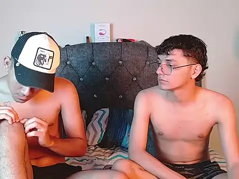 logan willyams  online show from October 2025 10:17:01 PM