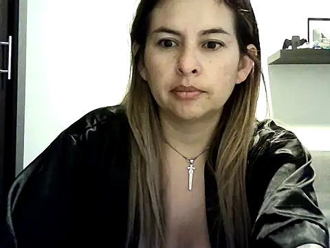 Valery  Rouse  online show from May 2026 11:51:02 AM