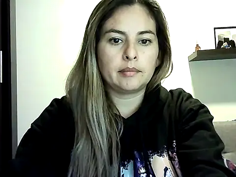 Valery  Rouse  online show from June 2026 12:12:02 AM
