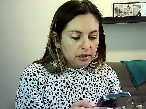 Valery  Rouse  online show from July 2026 02:54:01 PM