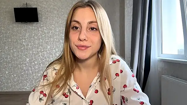 DreamyOlivia online show from November 2025 11:45:01 AM