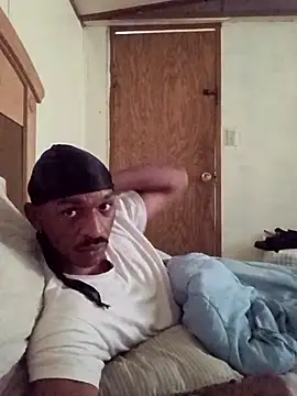 Snapshot of CaramelBrownBBC14 chatting on September 2025 03:12:02 PM CaramelBrownBBC14 online show from September 2025 03:12:02 PM