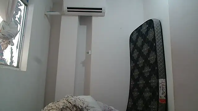 SecretBrunette online show from November 2025 10:52:02 AM