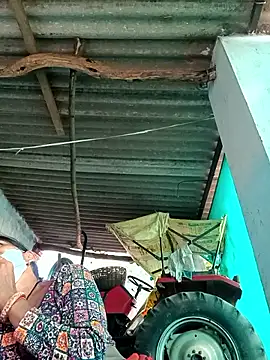 Snapshot of Hot-honi chatting on September 2025 11:20:02 AM Hot-honi online show from September 2025 11:20:02 AM