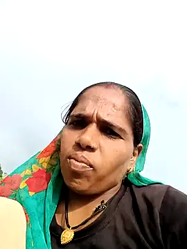 Snapshot of Hot-honi chatting on September 2025 02:28:02 AM Hot-honi online show from September 2025 02:28:02 AM