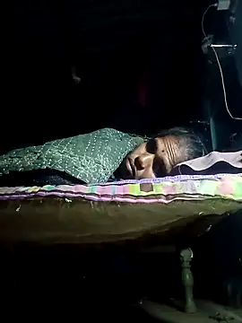 Hot-honi online show from November 2025 10:15:02 PM