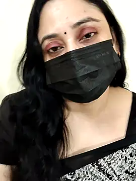 Monica cams online show from November 2025 05:01:02 PM