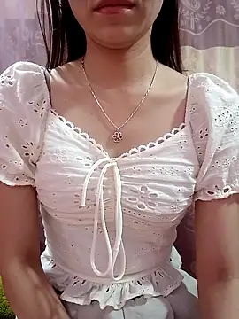 CherryBeii online show from November 2025 10:48:01 PM