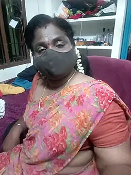 Snapshot of Tamil_Kavitha10 chatting on April 2026 06:21:01 PM Tamil Kavitha10 online show from April 2026 06:21:01 PM