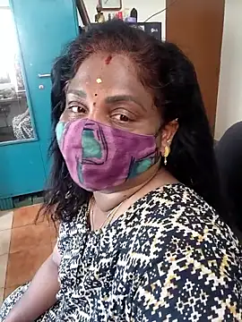 Snapshot of Tamil_Kavitha10 chatting on April 2026 04:50:01 AM Tamil Kavitha10 online show from April 2026 04:50:01 AM