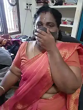Snapshot of Tamil_Kavitha10 chatting on July 2026 01:12:01 AM Tamil Kavitha10 online show from July 2026 01:12:01 AM