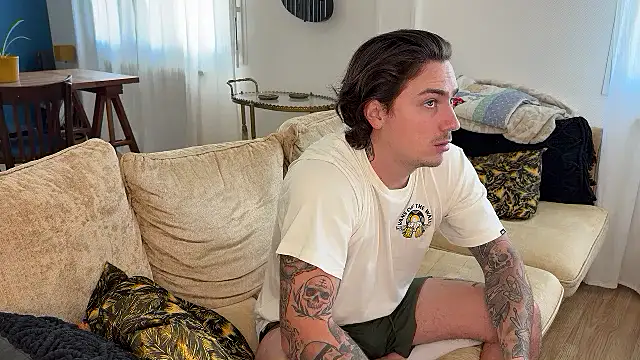 Cam-FrenchKiss online show from October 2025 01:21:01 PM