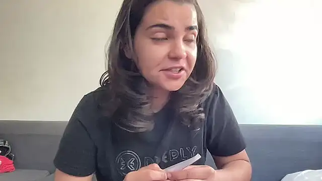 Snapshot of bruninhapt chatting on September 2025 07:53:01 AM bruninhapt online show from September 2025 07:53:01 AM