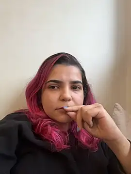 Snapshot of bruninhapt chatting on December 2025 04:25:01 PM bruninhapt online show from December 2025 04:25:01 PM