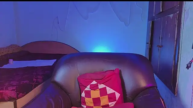 royeoy22 online show from February 2026 06:30:02 AM