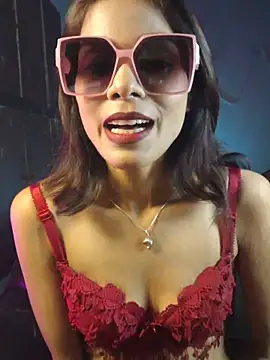 royeoy22 online show from April 2026 11:36:01 AM