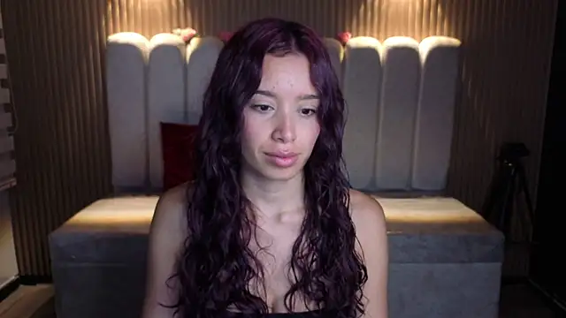 Mia Evans 1 online show from June 2026 02:17:02 PM