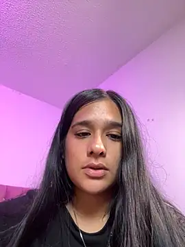 mae nathan  online show from November 2025 05:34:01 PM