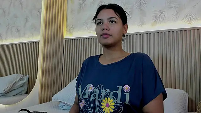 Liss-Reyes online show from February 2026 01:22:01 PM