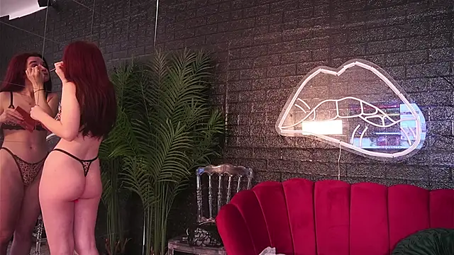 CherrySin online show from November 2025 06:30:02 PM