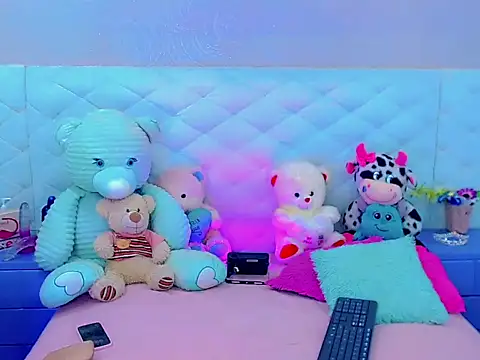 hanna sweett34 online show from September 2025 06:09:02 PM