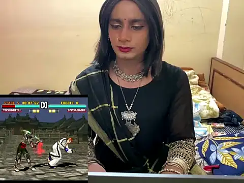 LuvLayla online show from December 2025 06:42:02 AM