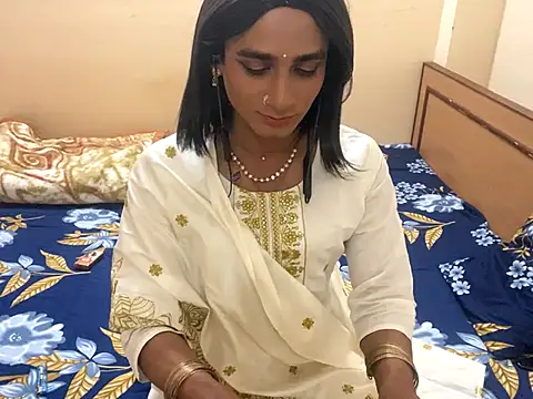 LuvLayla online show from January 2026 05:04:01 PM