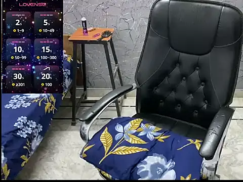 Snapshot of LuvLayla chatting on June 2026 09:50:02 PM LuvLayla online show from June 2026 09:50:02 PM