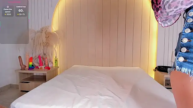 ALICESANDOVAL online show from April 2026 11:30:02 AM