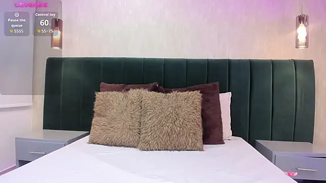 annie clarkson online show from October 2025 06:06:02 PM