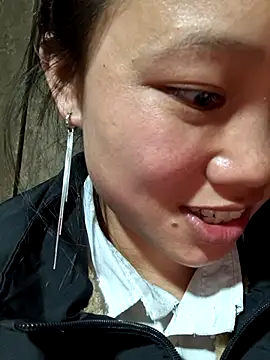 liu-liusexy online show from December 2025 01:51:01 PM