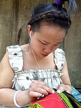 liu-liusexy online show from March 2026 07:15:01 AM