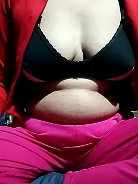 Snapshot of Deepa_hott chatting on October 2025 06:39:02 AM Deepa hott online show from October 2025 06:39:02 AM