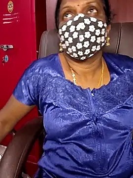 Snapshot of umashreetamil chatting on February 2026 05:00:02 PM umashreetamil online show from February 2026 05:00:02 PM