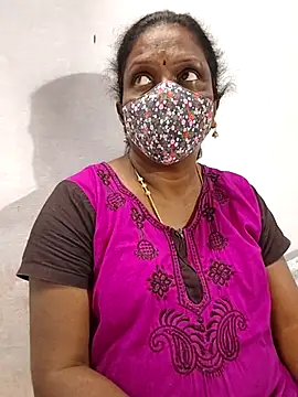 Snapshot of umashreetamil chatting on February 2026 05:55:01 AM umashreetamil online show from February 2026 05:55:01 AM