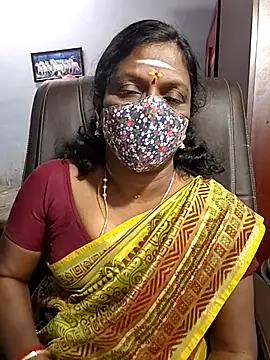 Snapshot of umashreetamil chatting on February 2026 04:27:01 AM umashreetamil online show from February 2026 04:27:01 AM