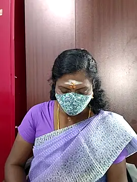 Snapshot of umashreetamil chatting on February 2026 03:02:01 AM umashreetamil online show from February 2026 03:02:01 AM